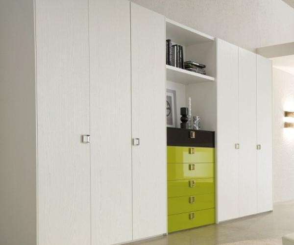 giá tủ quần áo gỗ