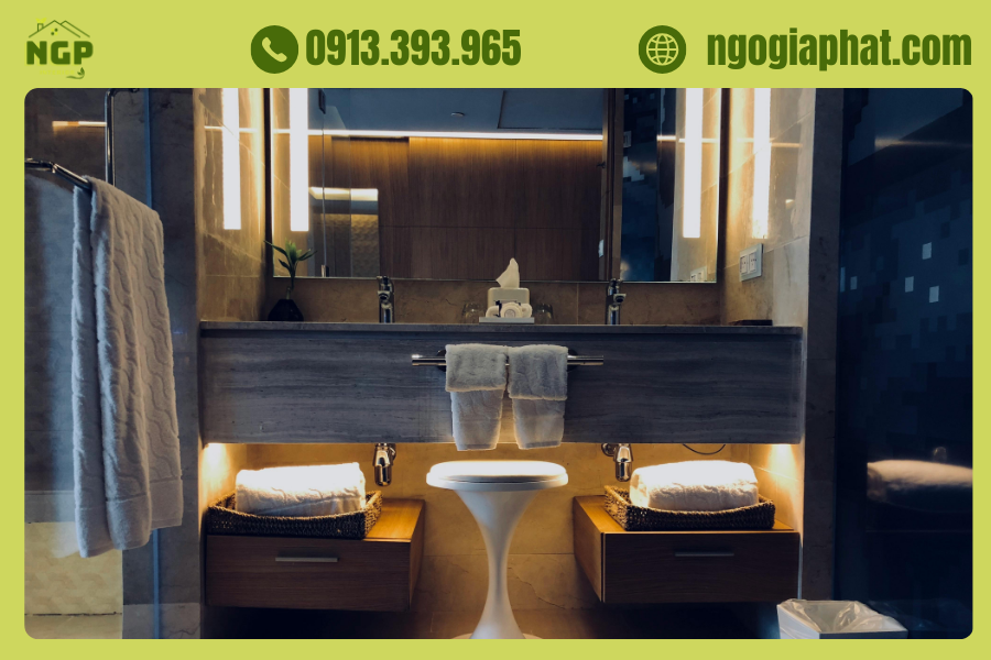 20+ Mẫu Phòng Tắm Sang Trọng Với Kệ Gỗ Đẹp Ngất Ngây 4 Mẫu Phòng Tắm