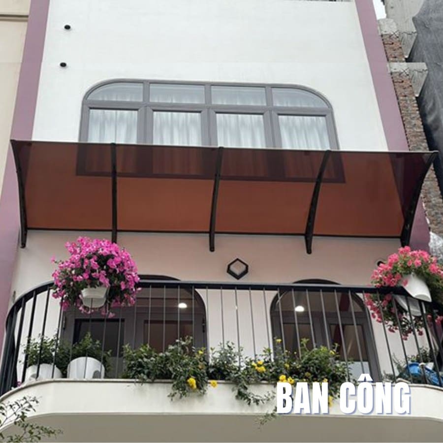 Mẫu trang trí ban công 03