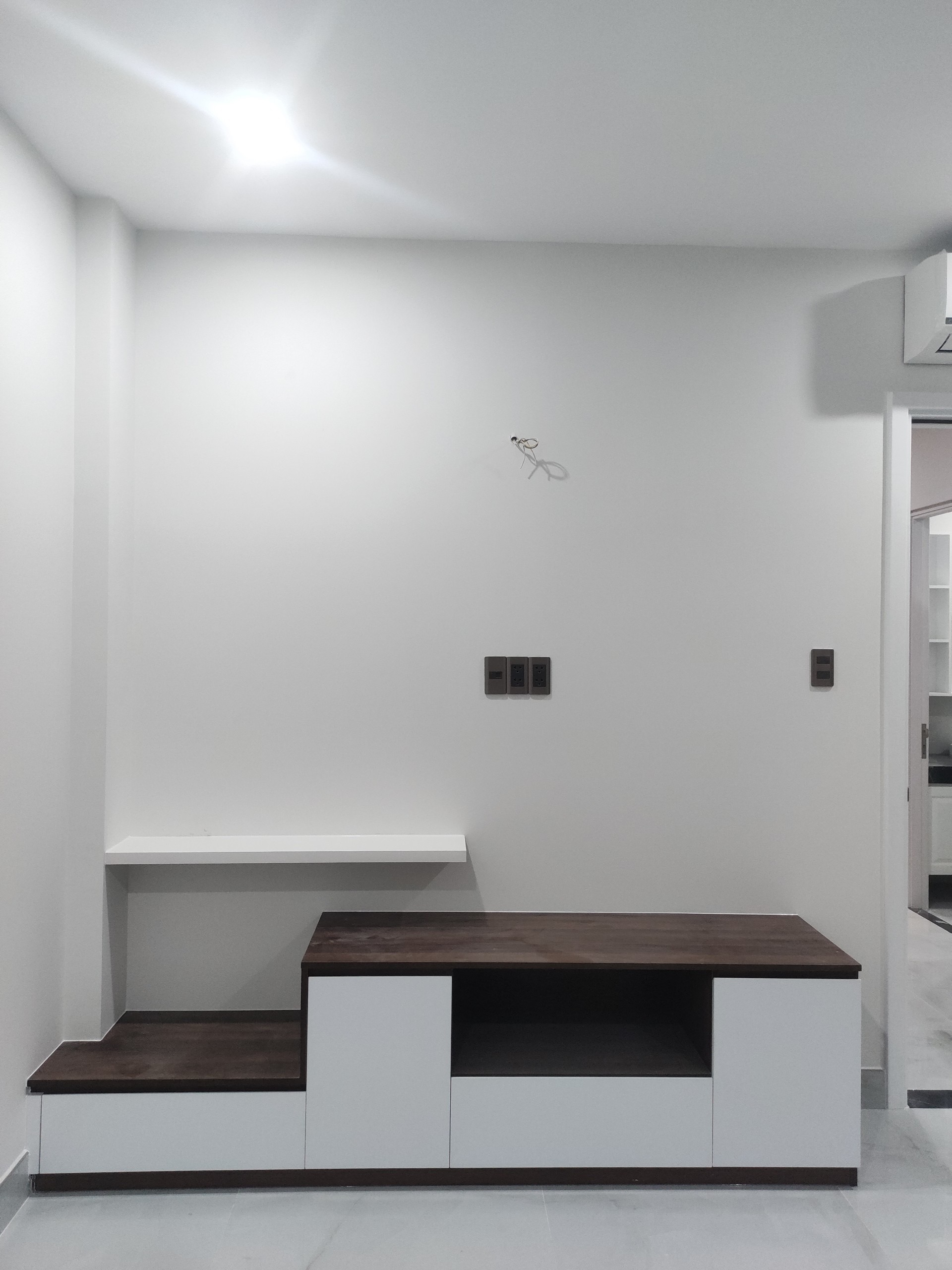 Nội thất tủ kệ tivi phòng khách