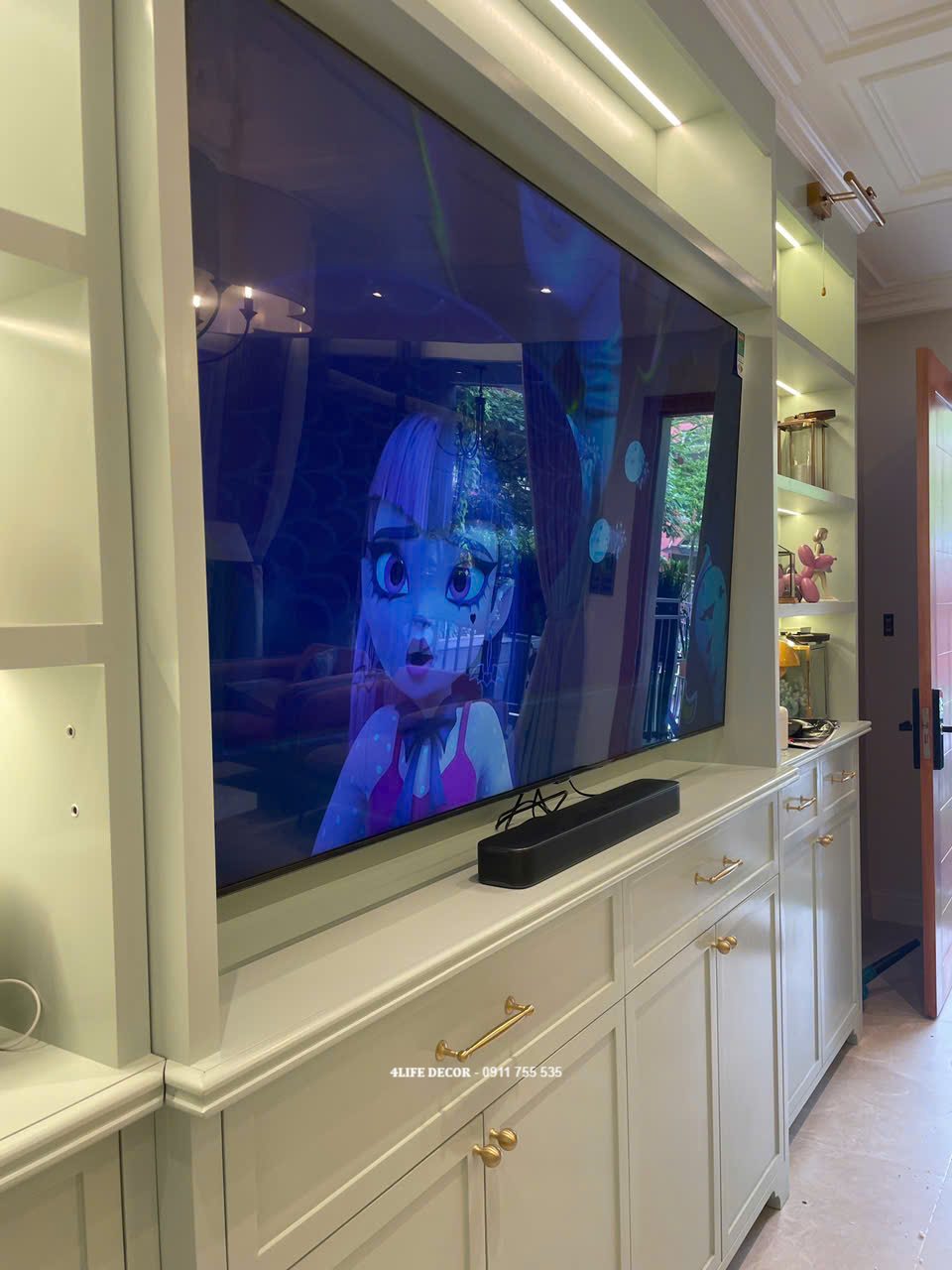 Thi công tủ kệ Tivi phòng khách