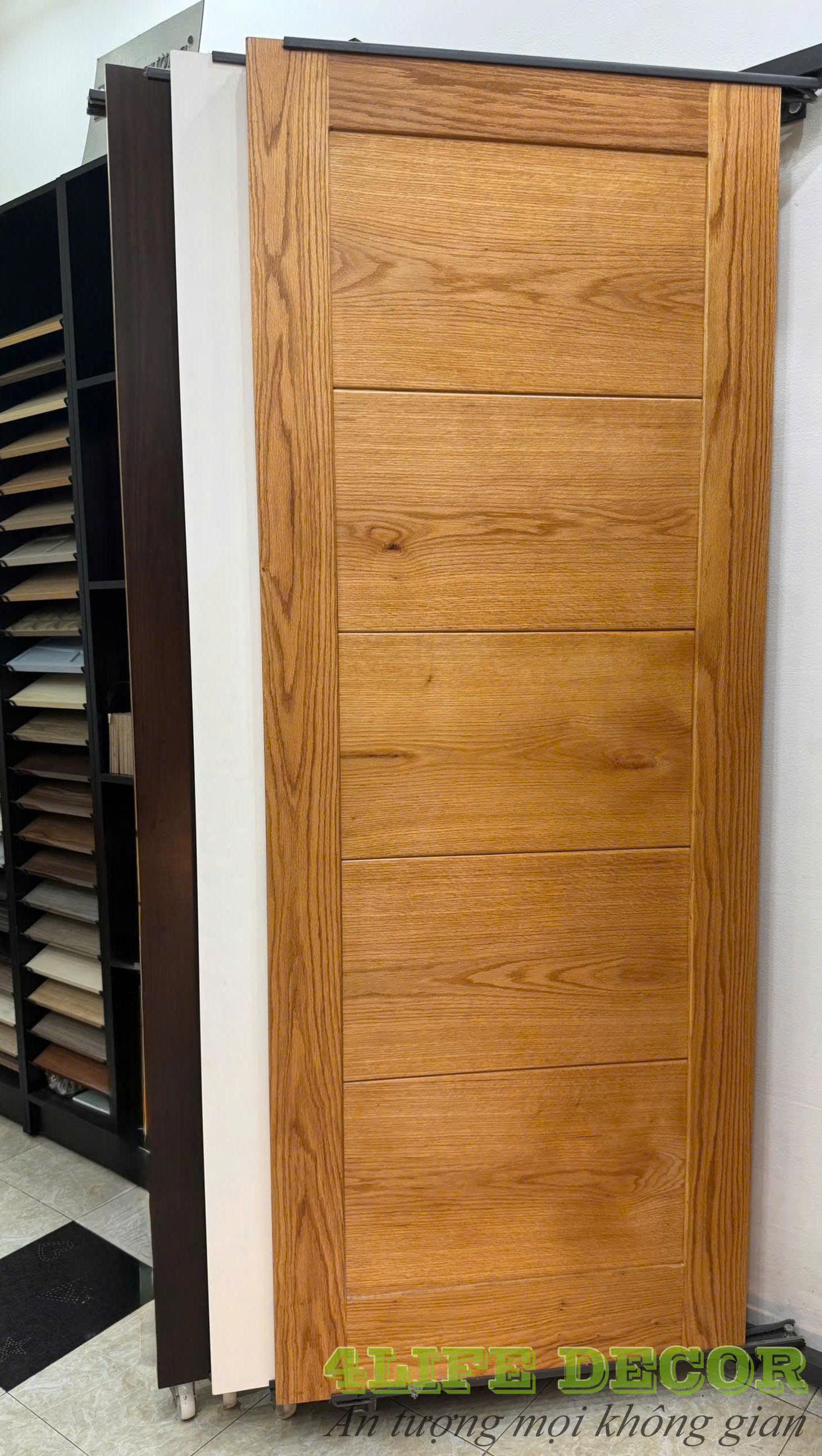 Cửa gỗ tự nhiên